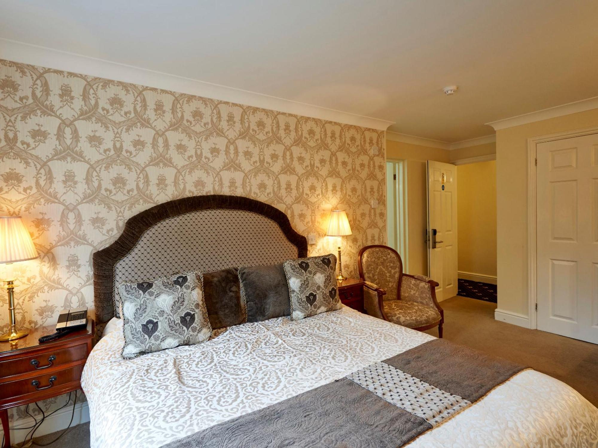 Hempstead House Hotel & Restaurant Sittingbourne Room photo